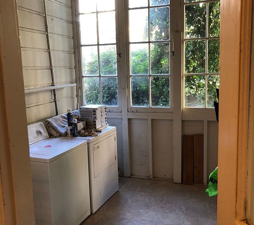 1st image of 1128 Fell St