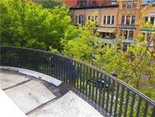 Rented by Luxor Homes & Investment Realty | media 11