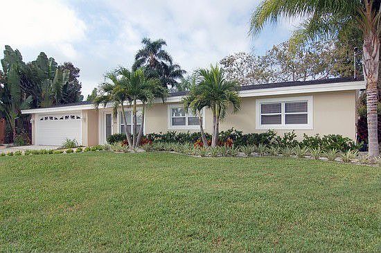 1st image of 3936 Fontainebleau Dr