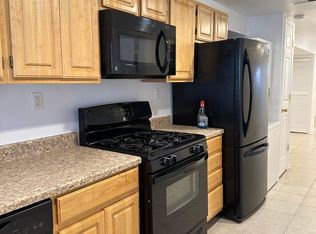 1740 D St NE APT 1, Washington, DC 20002