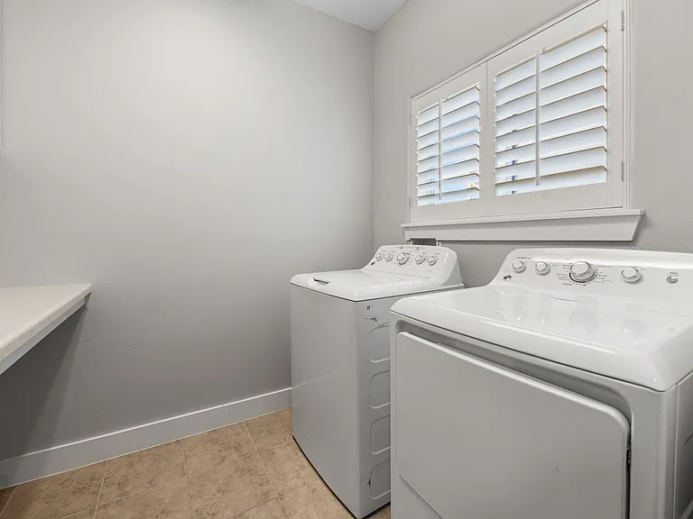 1448 Nashua St #B — Photo 24
