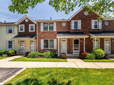 31 Olde Stone Ln, Lancaster, NY, 14086