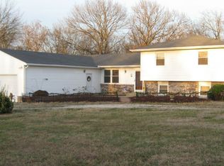 1648 Jackson Rd, Ottawa, KS 66067