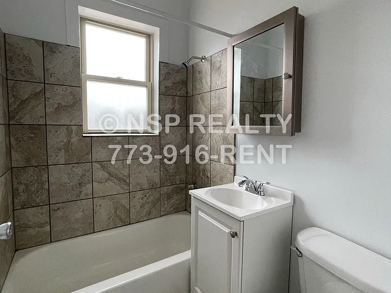 6347 N Magnolia Ave #2J — Photo 5