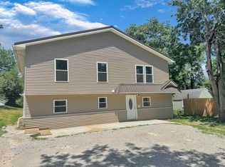 407 S 8th St, Boonville, IN 47601