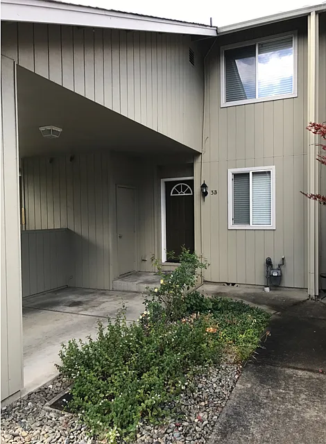 310 NE Terry Ln Unit 3B photo 1