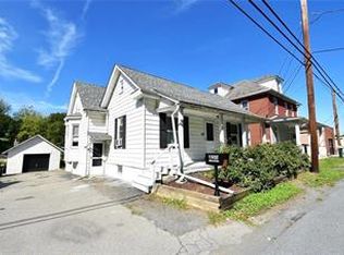 1955 Willow Park Rd, Bethlehem, PA 18020