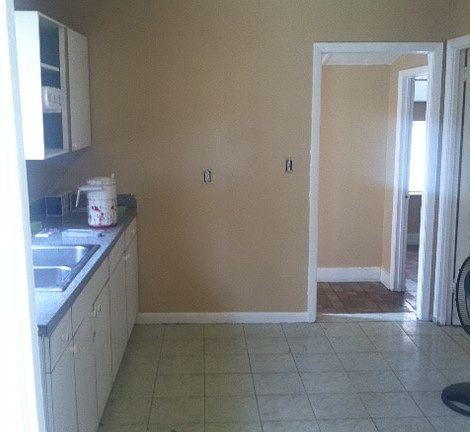 5th image of 5414 S 87th St