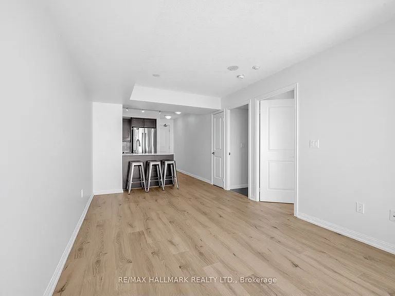 75 Liberty St #1004 — Photo 8