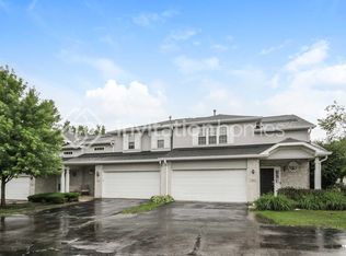 3862 Pathfinder Ln, Joliet, IL 60435