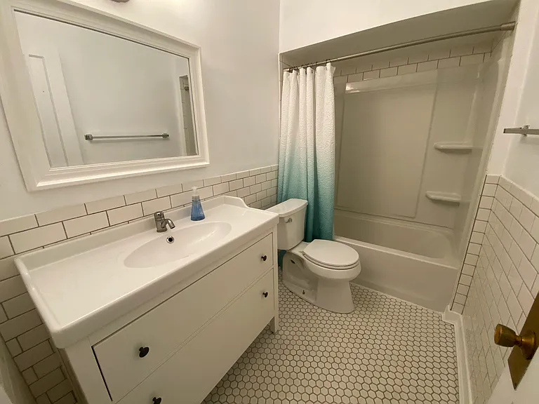 521 S Trenton Ave — Photo 11