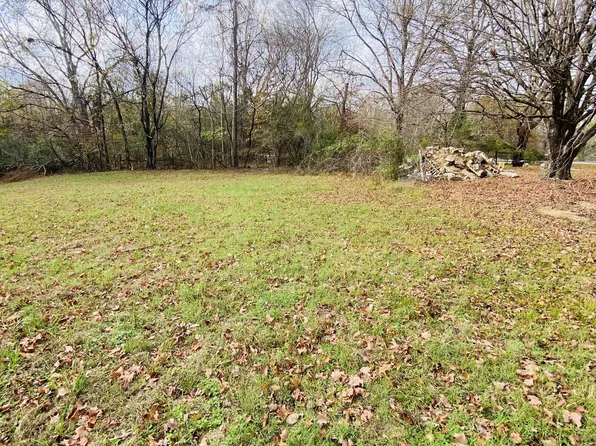 104 Powell Chapel Rd, Pulaski, TN 38478