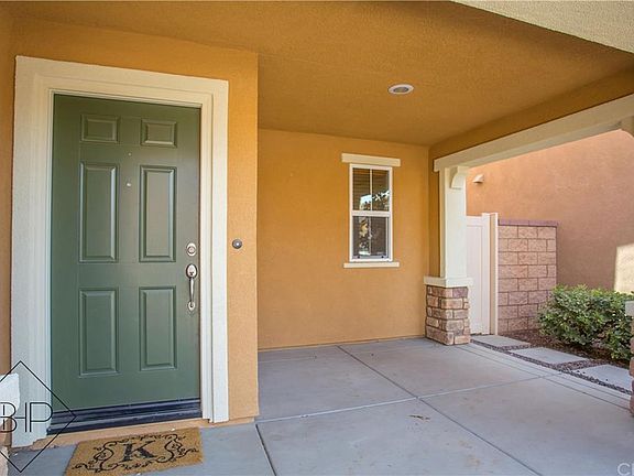 3rd image of 34232 Malone Dr