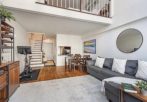 3rd image of 250 W 89th St APT 5J