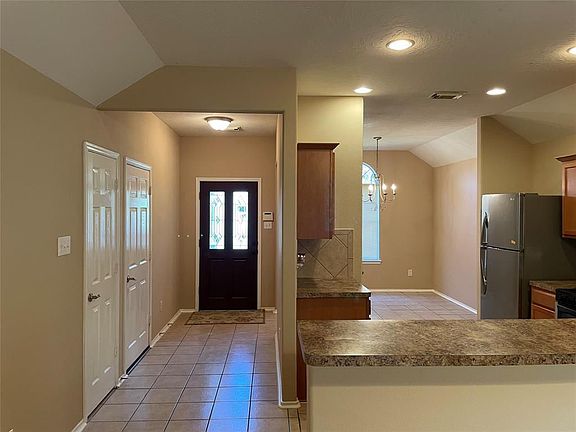 3rd image of 2147 Acorn Glen Trl