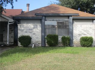 622 W Warrior Trl, Grand Prairie, TX 75052