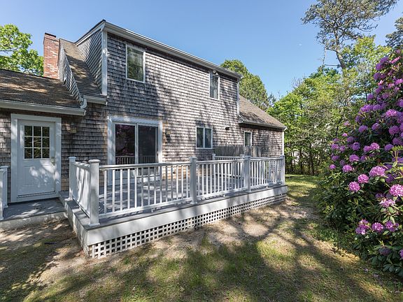 4th image of 16 Majors Cove Ln