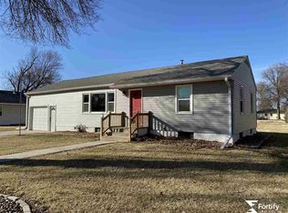 1518 H St, Geneva, NE 68361