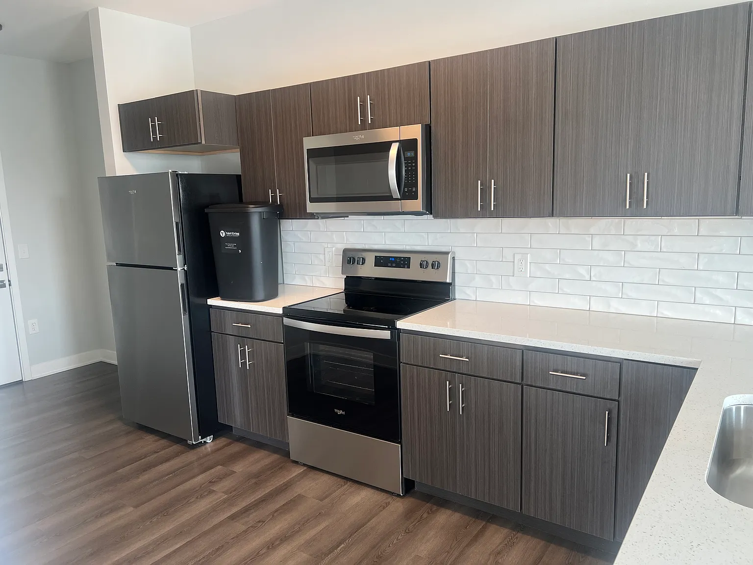 1 bed, 764 sqft, $1,535 — Photo 2