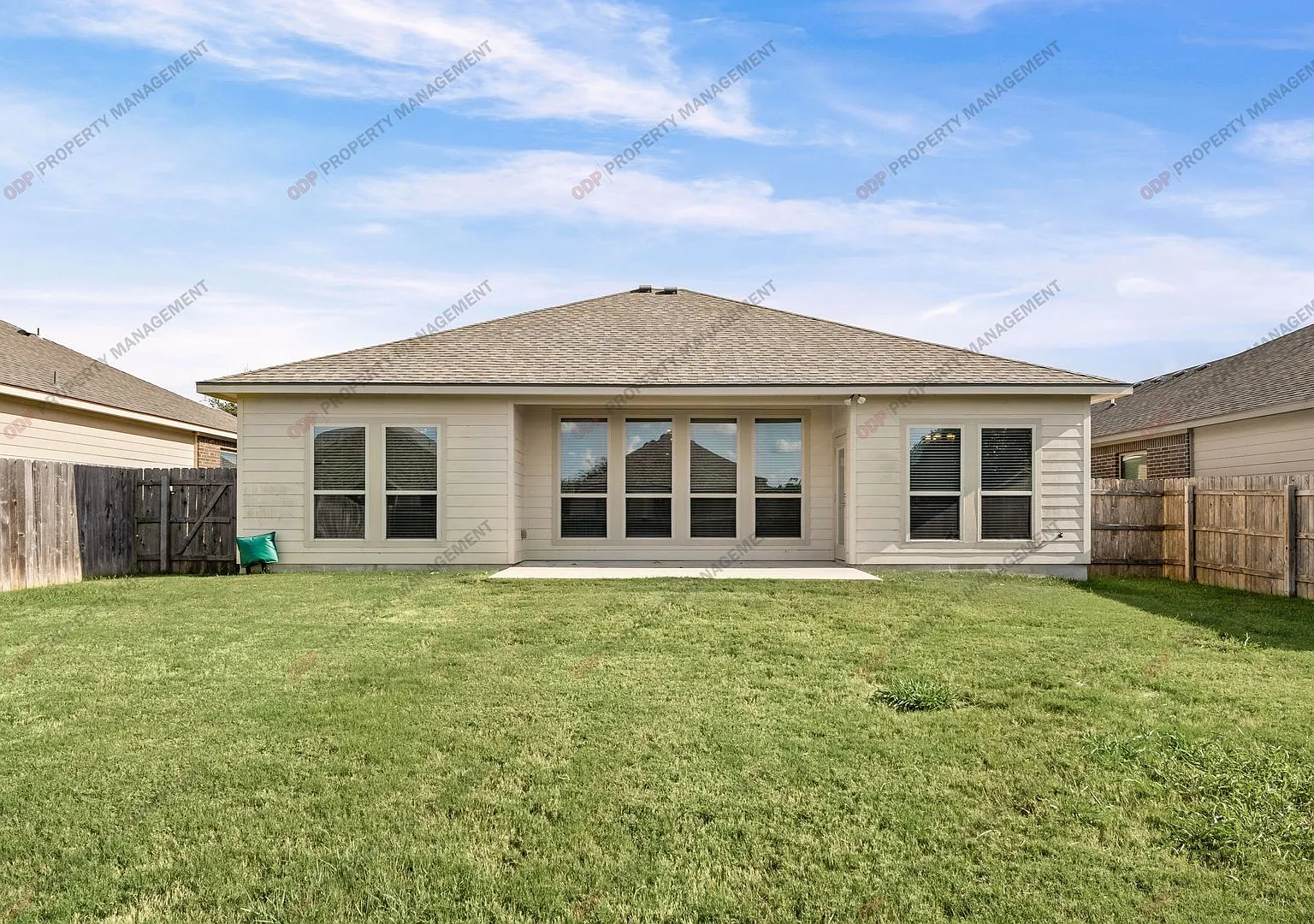 3 Bed, 2 Bath-Academy Isd — Photo 4