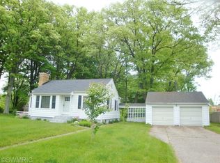 14816 160th Ave, Grand Haven, MI 49417