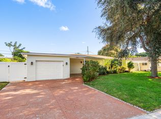 2100 NE 4th Ave, Boca Raton, FL 33431