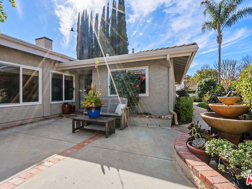 1st image of 2200 Crespi Ln