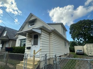 38 Sobieski St, Rochester, NY 14621