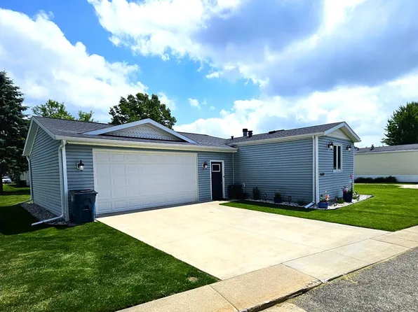 5689 Hawthorn St #173, Kalamazoo, MI 49009