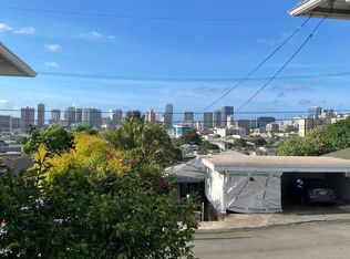 2124 Chamberlain St, Honolulu, HI 96822