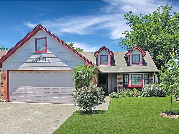 2nd image of 411 Red Coat Ln