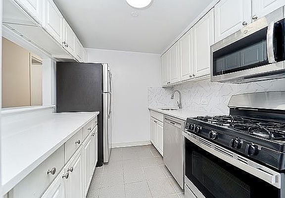 5th image of 167 Eldridge St #5C