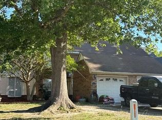 4004 Oak Moss Ct, Chesapeake, VA 23321