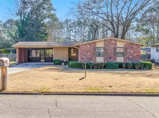 2450 Crockett Dr SE, Marietta, GA 30067