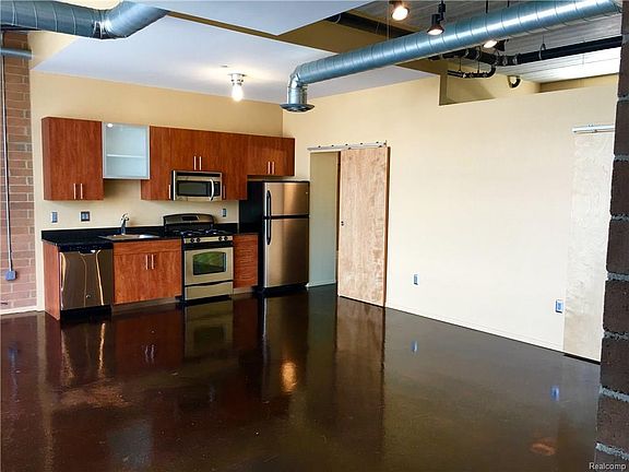 3rd image of 333 E Parent Ave Unit 46
