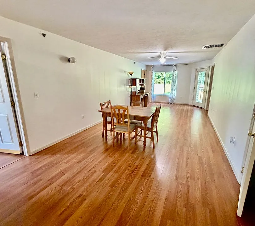 7205 University Commons Dr #7205