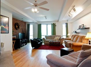 1428 N North Park Ave #1, Chicago, IL 60610