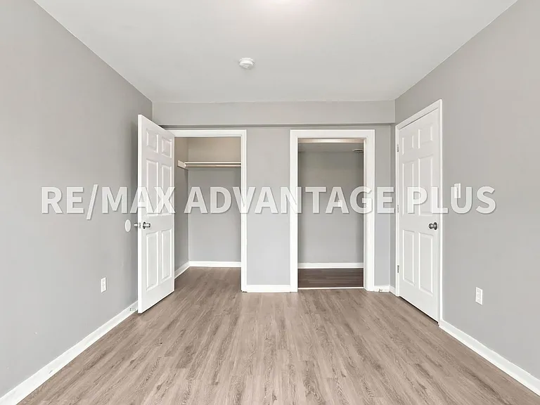 327 Thomas Jefferson Hwy — Photo 40
