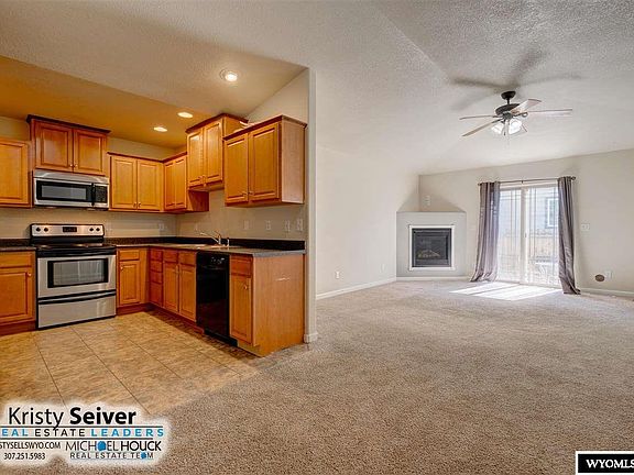 5th image of 717 Reshaw Cir