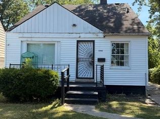 18945 Sawyer St, Detroit, MI 48228