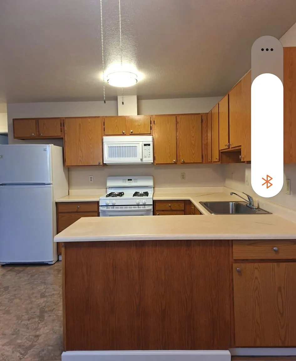 1 bed, 700 sqft, $1,275 — Photo 2
