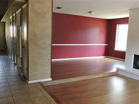 2nd image of 3906 Fletcher Dr