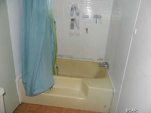4th image of 2129 W 29th Plz