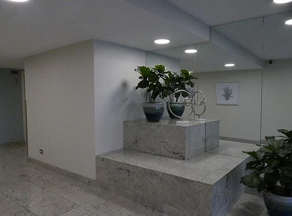 3rd image of 515 W Wrightwood Ave APT 205