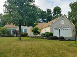 74 Sunny Mill Ln, Rochester, NY 14626