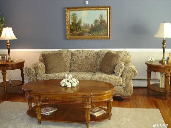 4th image of 299 Avenue A