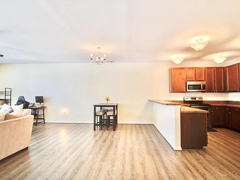 4316 Colindale Rd #304 — Photo 12