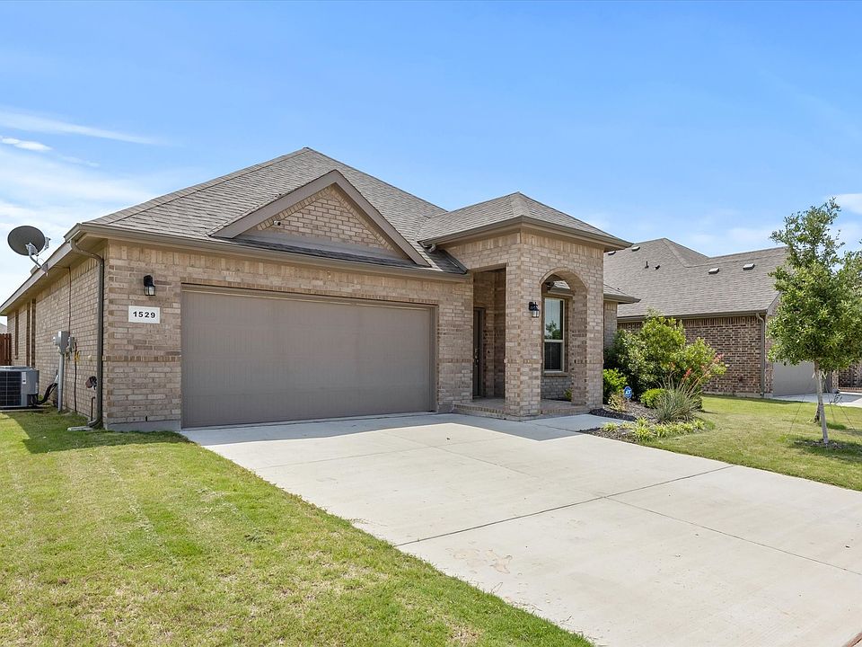 1st image of 1529 Seabiscuit Dr