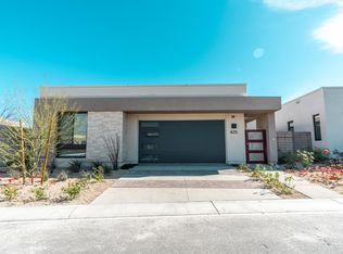 825 Fountain Dr, Palm Springs, CA 92262