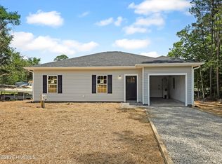 528 Mary Lou Ln SW, Supply, NC 28462